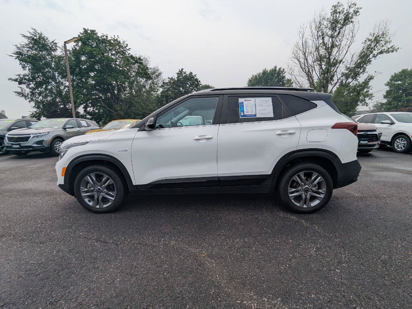 Used 2021 Kia Seltos S AWD/4WD image 4