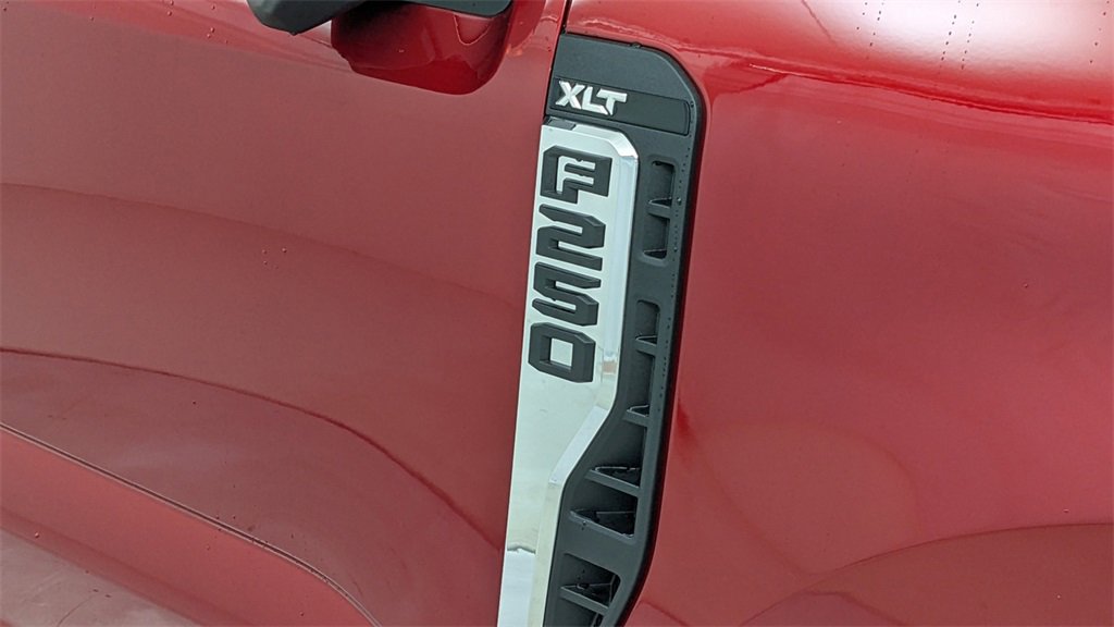 New 2026 Ford F250 XLT image 39