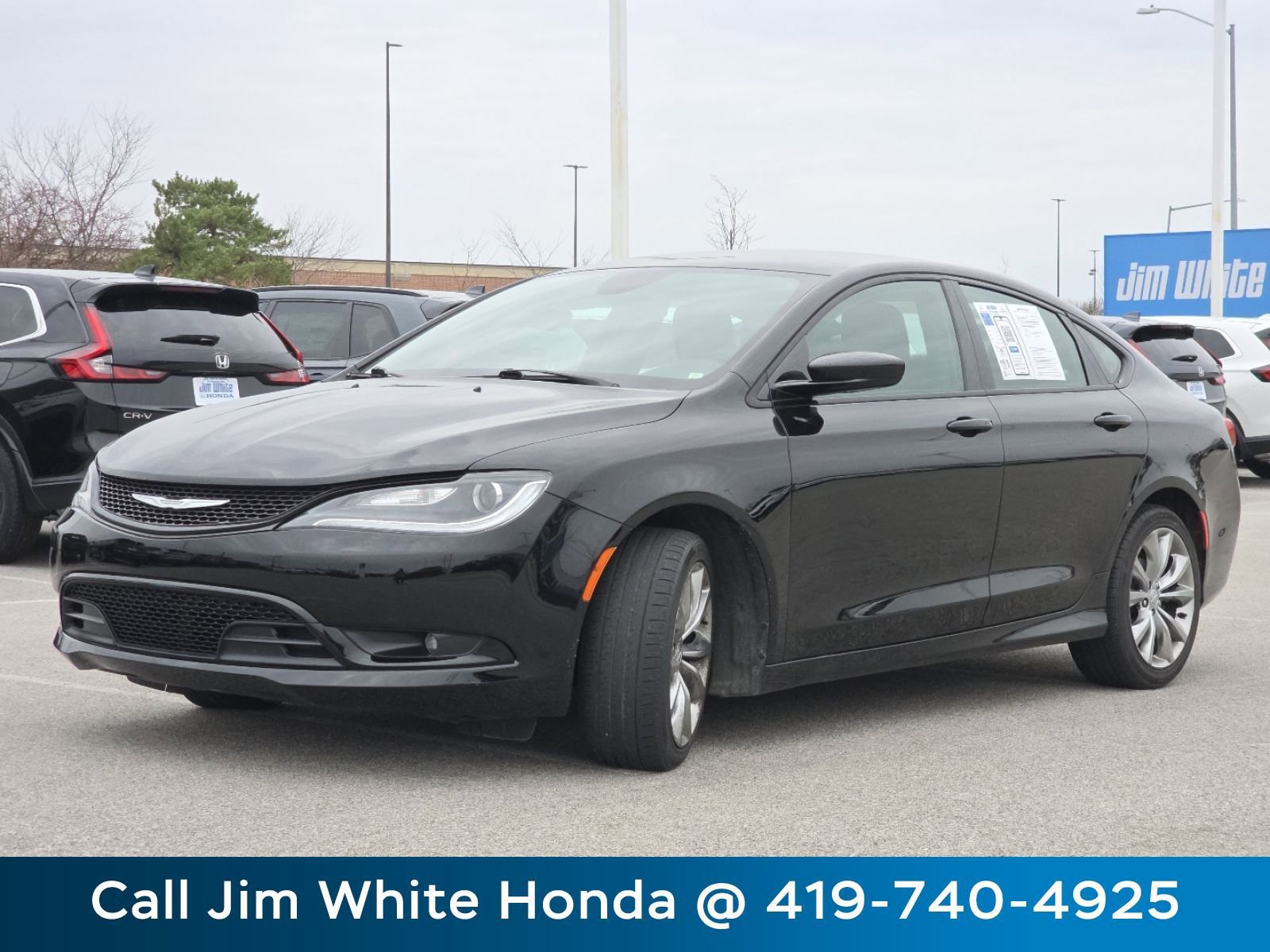 Used 2015 Chrysler 200 S w/ Navigation & Sound Group I image 11