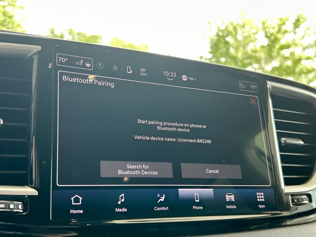 Used 2023 Chrysler Pacifica Touring-L FWD image 21