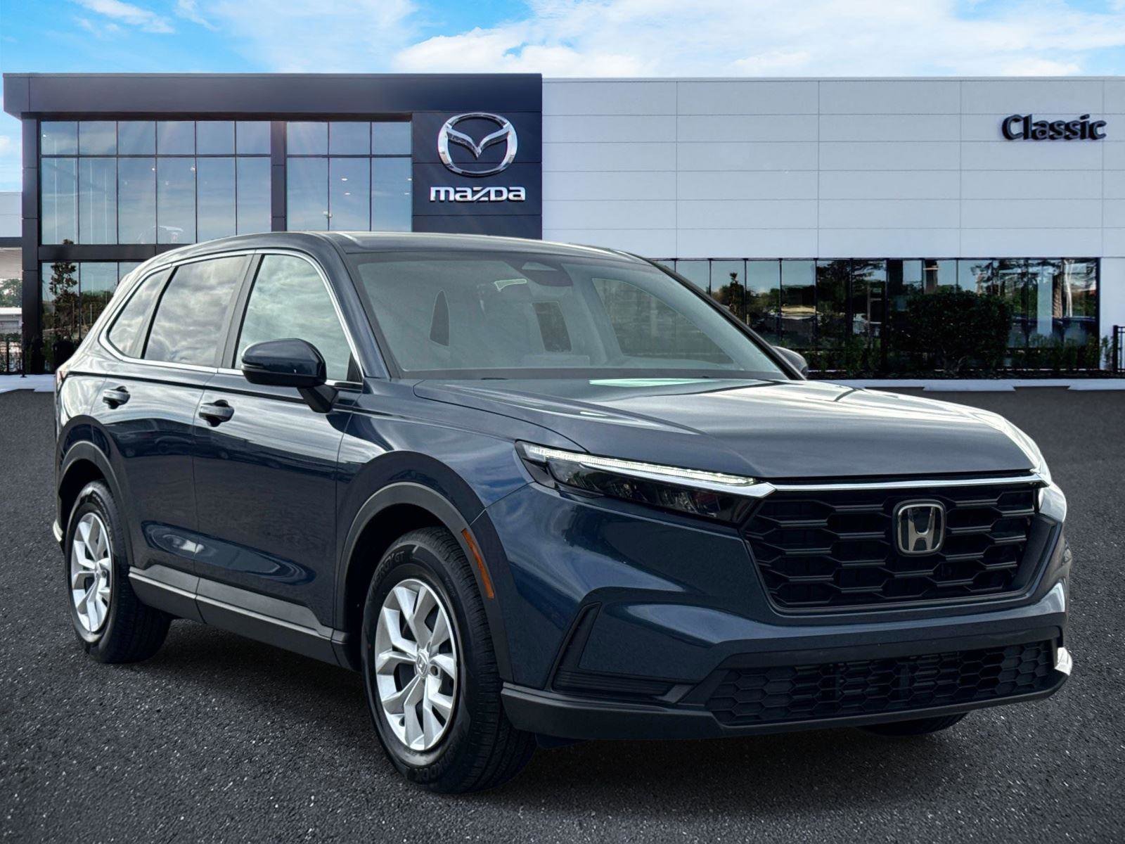 Used 2025 Honda CR-V LX video 1