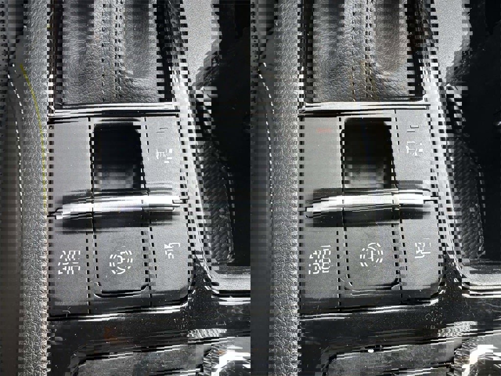 Certified 2025 Kia K5 GT w/ GT1 Package image 29