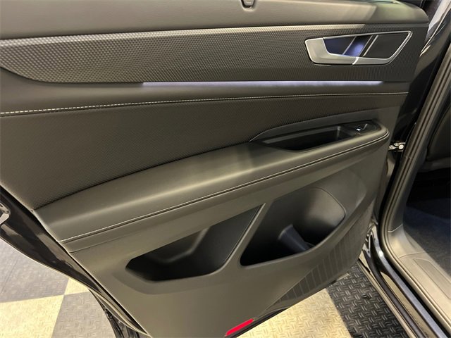 New 2026 Volkswagen Atlas Cross Sport SEL image 11