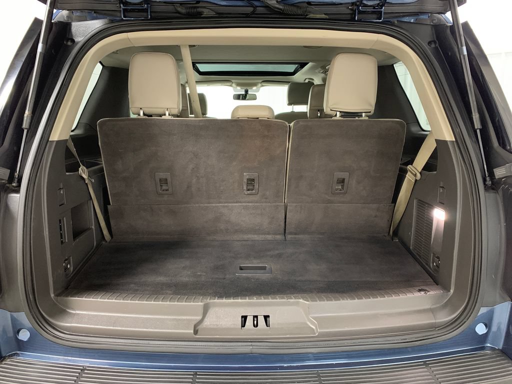 Used 2018 Ford Expedition XLT w/ Equipment Group 201A AWD/4WD image 23