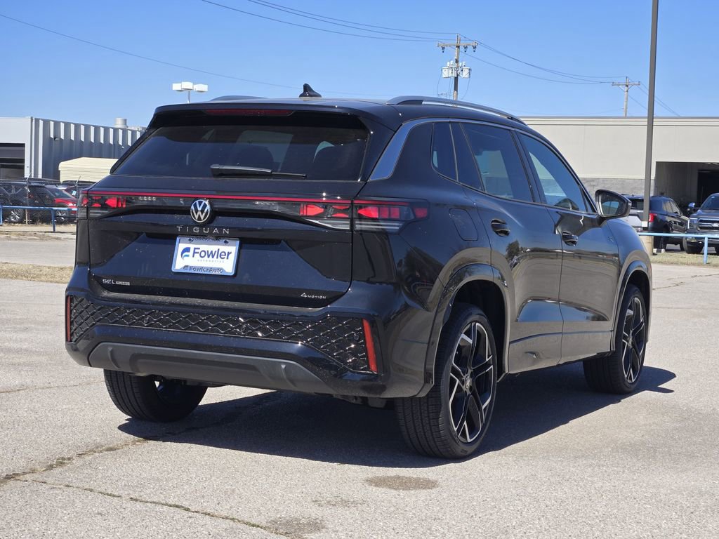 New 2026 Volkswagen Tiguan SEL R-Line image 4