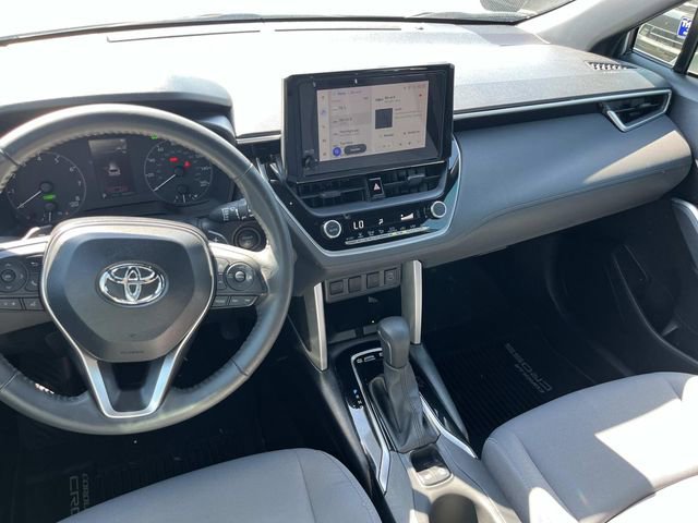Used 2024 Toyota Corolla Cross AWD Hybrid image 13
