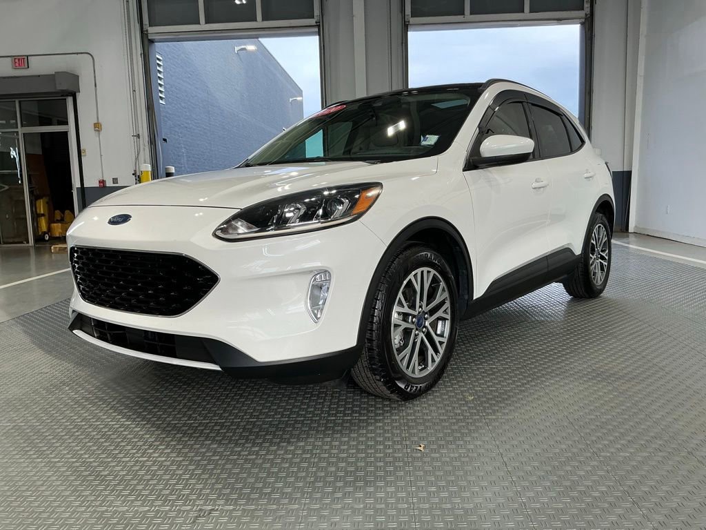 Used 2020 Ford Escape SEL FWD image 2