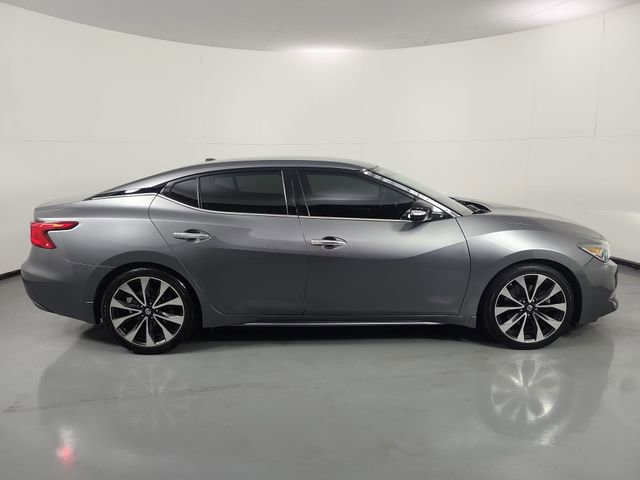 Used 2016 Nissan Maxima SR w/ Interior Lighting Package FWD image 36