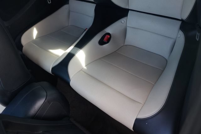 Used 2018 Ford Mustang Premium RWD image 13