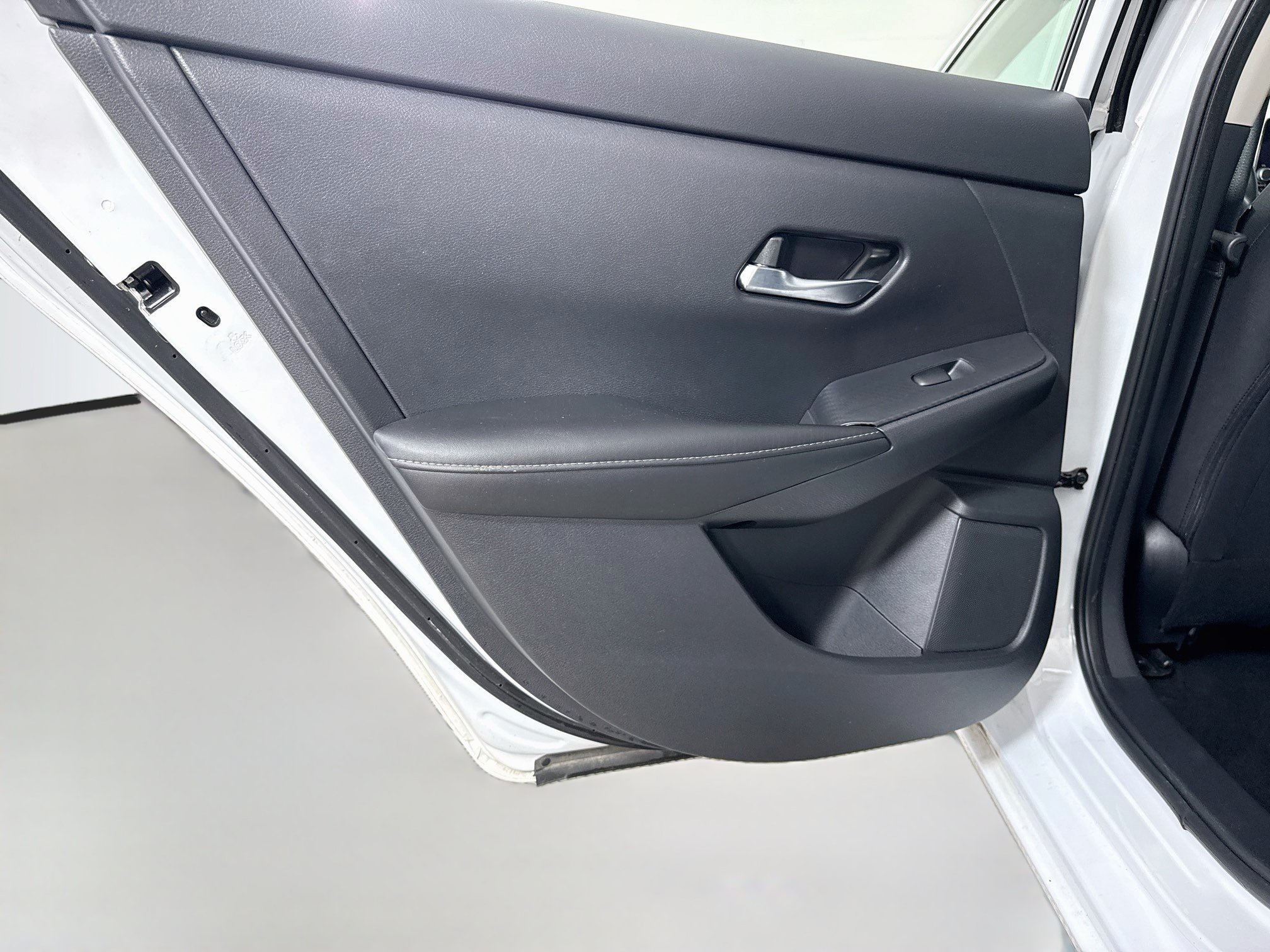 Used 2023 Nissan Sentra SV FWD image 26