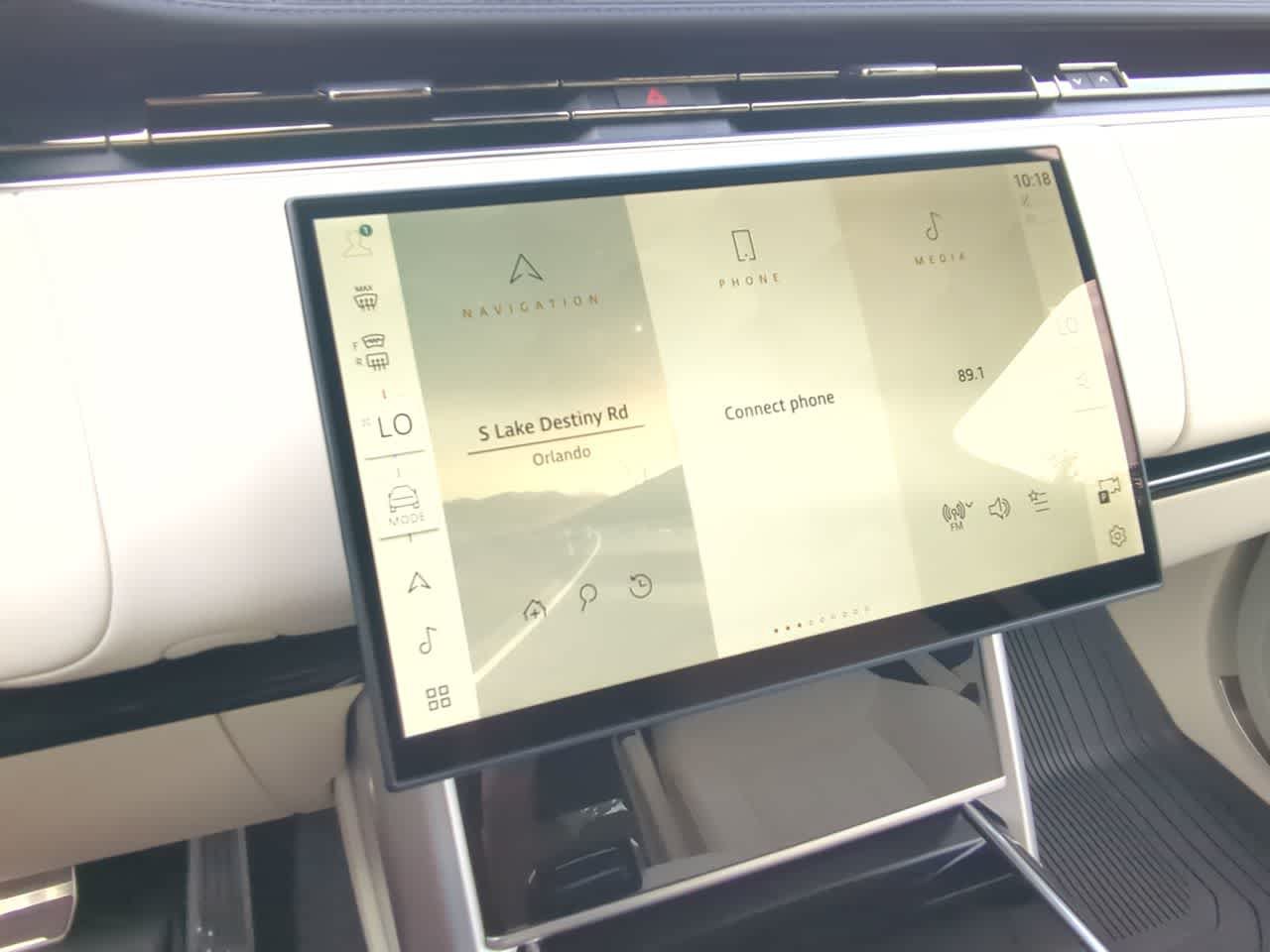 New 2026 Land Rover Range Rover SE AWD/4WD image 30