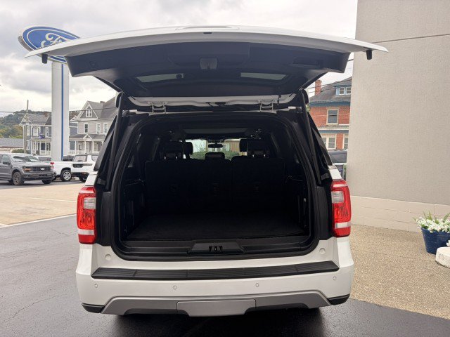 Used 2020 Ford Expedition Max XLT w/ Equipment Group 202A AWD/4WD image 8