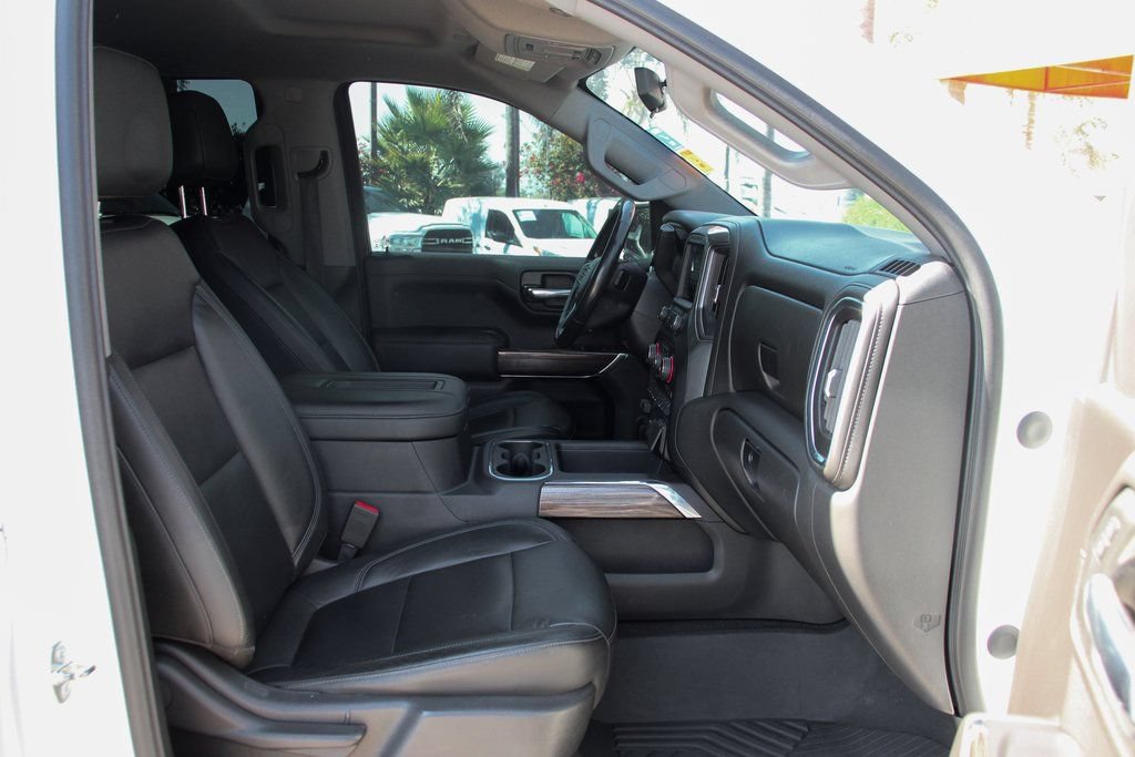 Used 2020 Chevrolet Silverado 1500 RST AWD/4WD image 38