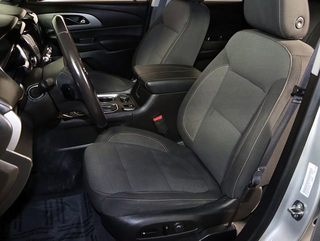 Used 2019 Chevrolet Traverse LT image 4