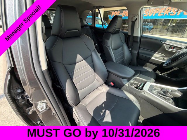 Used 2022 Toyota RAV4 XLE Premium FWD image 29