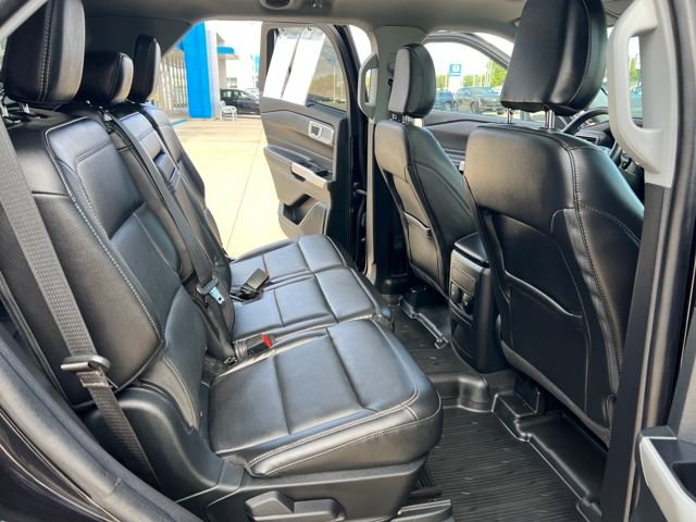 Used 2022 Ford Explorer Limited w/ Class IV Trailer Tow Package image 21