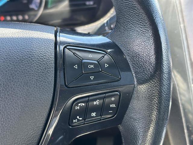 Used 2017 Ford Explorer XLT w/ Equipment Group 202A AWD/4WD image 16