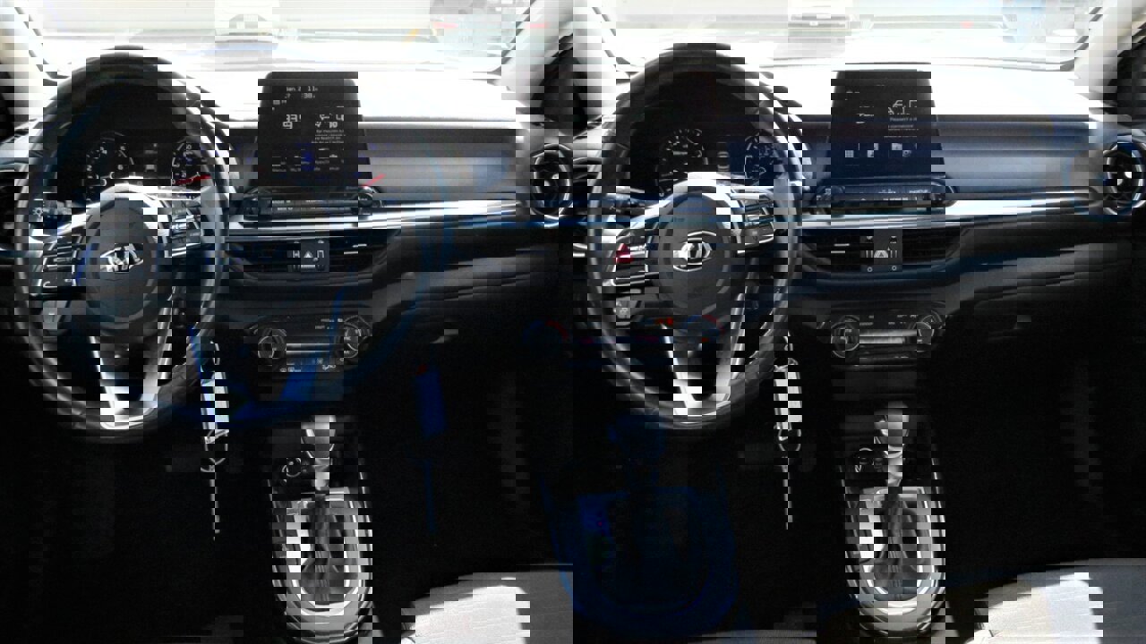 Used 2019 Kia Forte S image 9