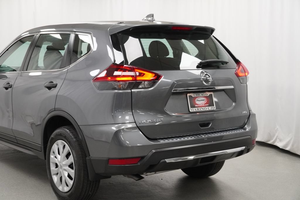 Used 2020 Nissan Rogue S AWD/4WD image 13