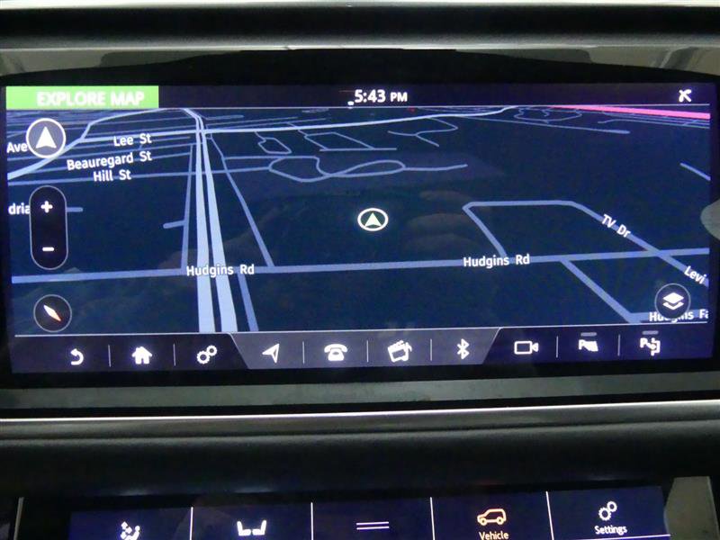 Used 2019 Land Rover Range Rover Velar R-Dynamic HSE image 10