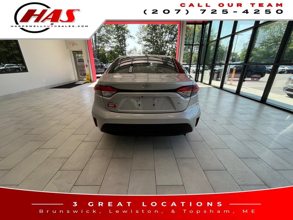 Used 2023 Toyota Corolla LE FWD image 5