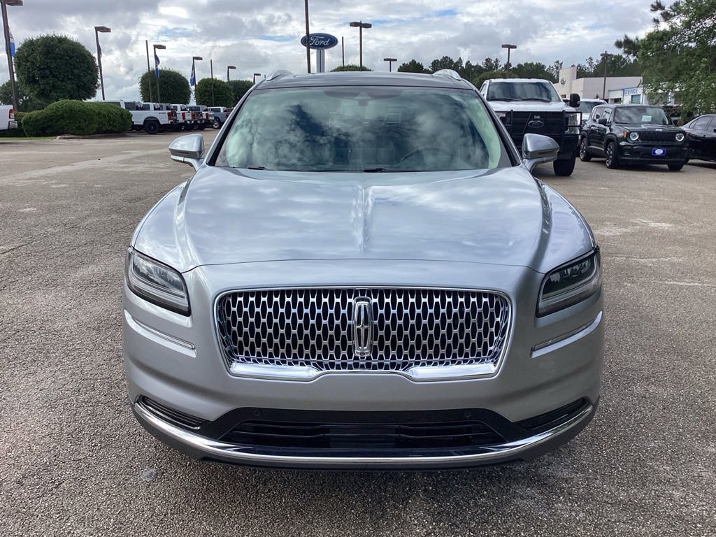 Used 2022 Lincoln Nautilus Reserve w/ Equipment Group 201A AWD/4WD image 2