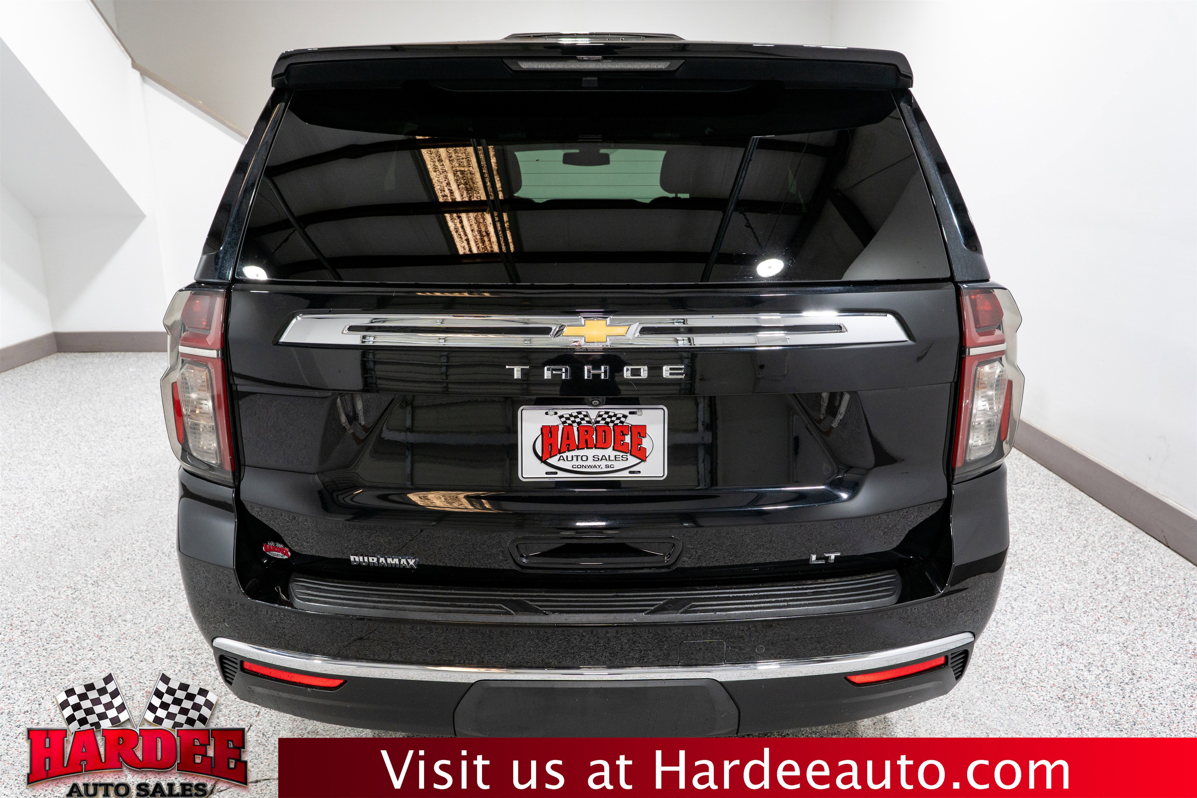 Used 2022 Chevrolet Tahoe LT w/ Luxury Package AWD/4WD image 4