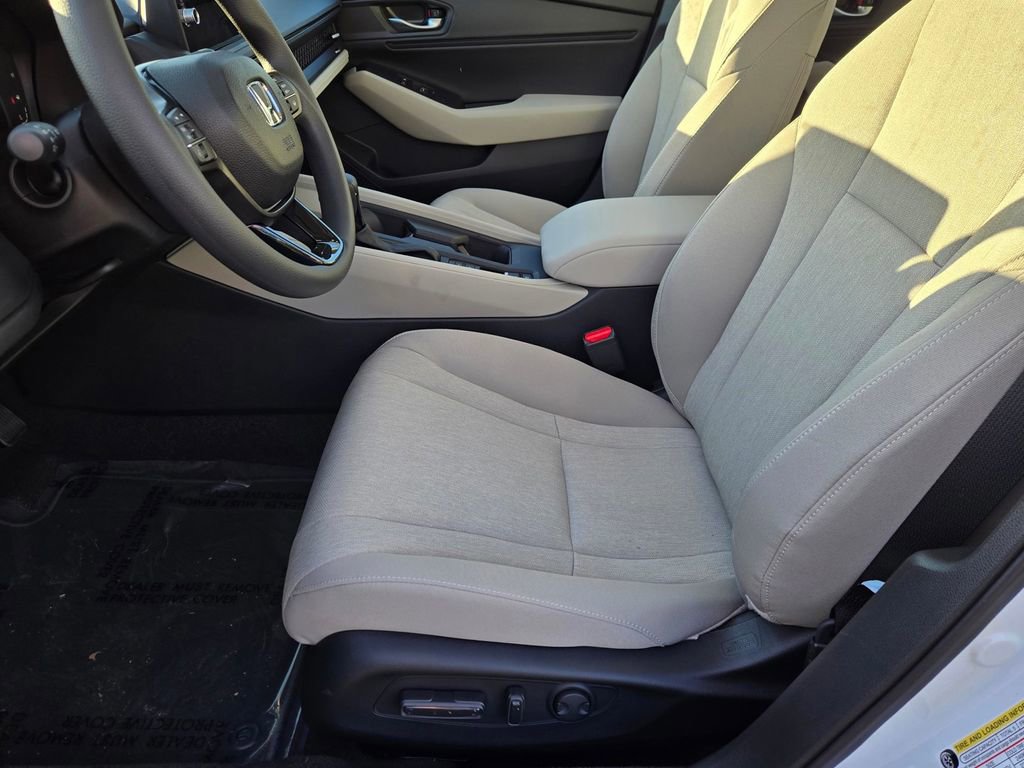 New 2026 Honda Accord SE image 25