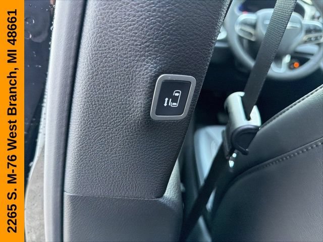 New 2026 Chrysler Voyager LX FWD image 31