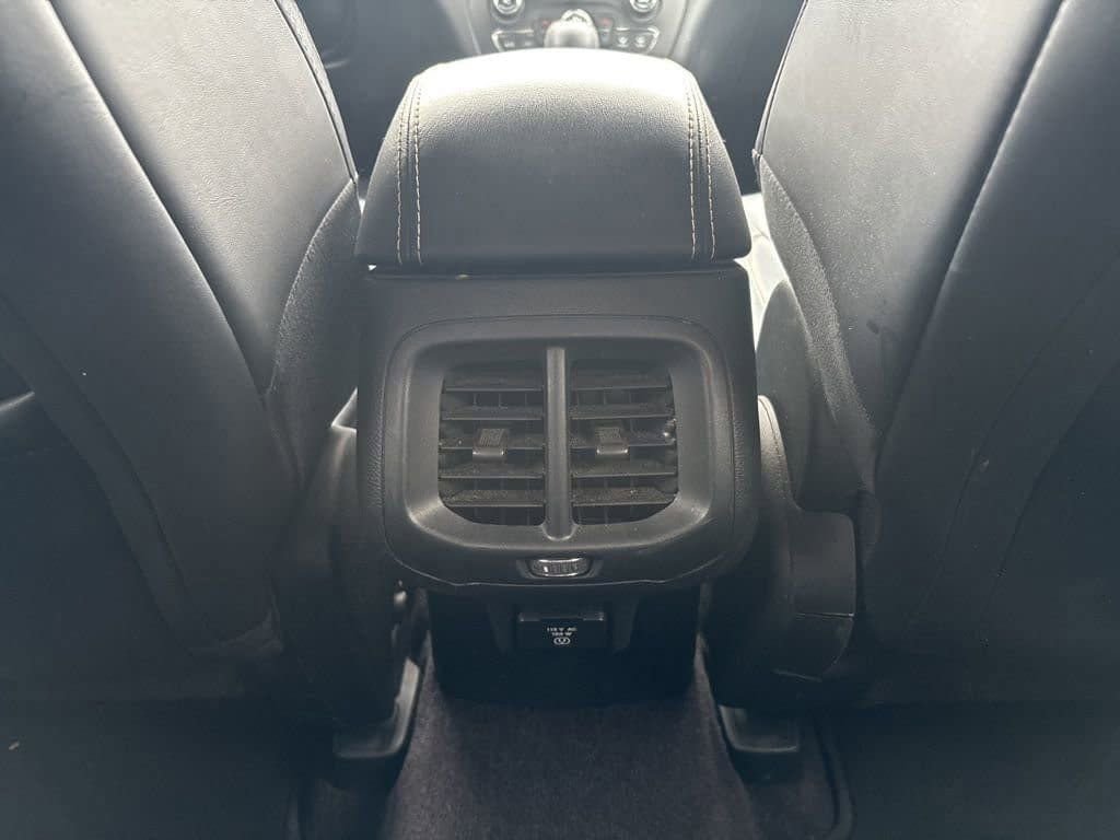 Used 2016 Jeep Cherokee High Altitude image 18