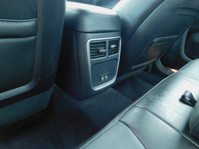 Used 2021 Chrysler 300 Touring L image 15