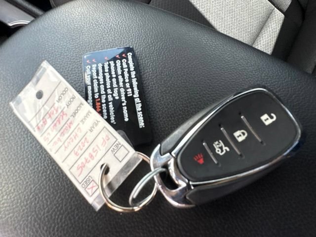 Used 2023 Chevrolet Malibu LS FWD image 16