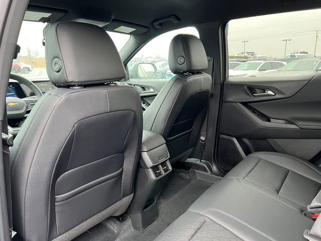 New 2026 Chevrolet Equinox LT w/ Convenience Package II image 31