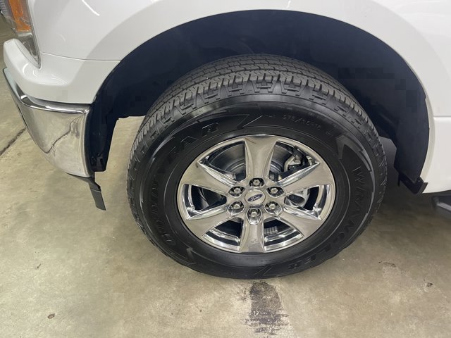 Certified 2019 Ford F150 XLT w/ Equipment Group 302A Luxury AWD/4WD image 11