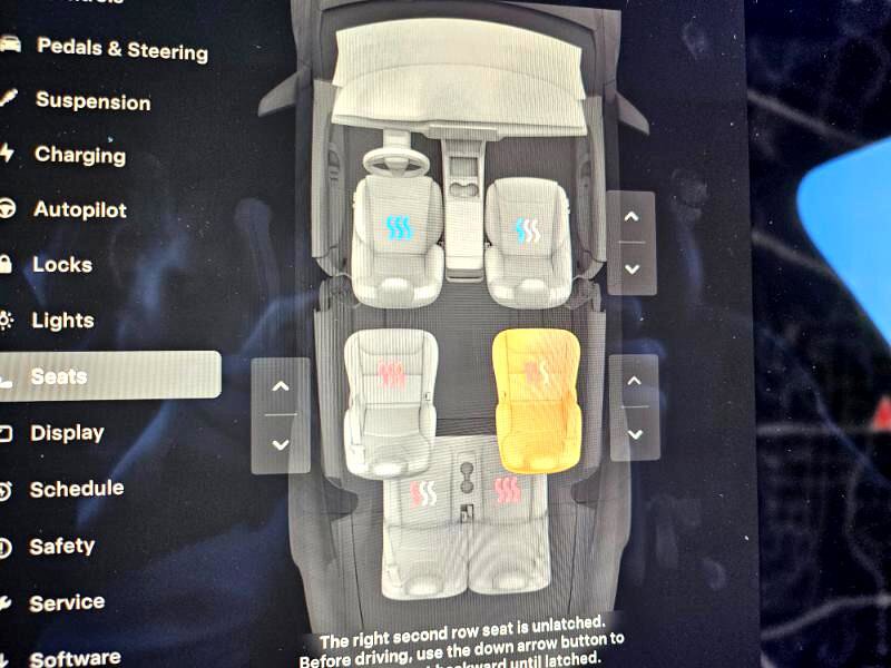 Used 2023 Tesla Model X Plaid image 42