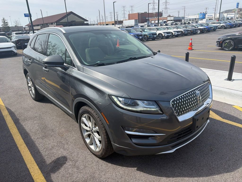 Used 2019 Lincoln MKC Select w/ Select Plus Package image 3