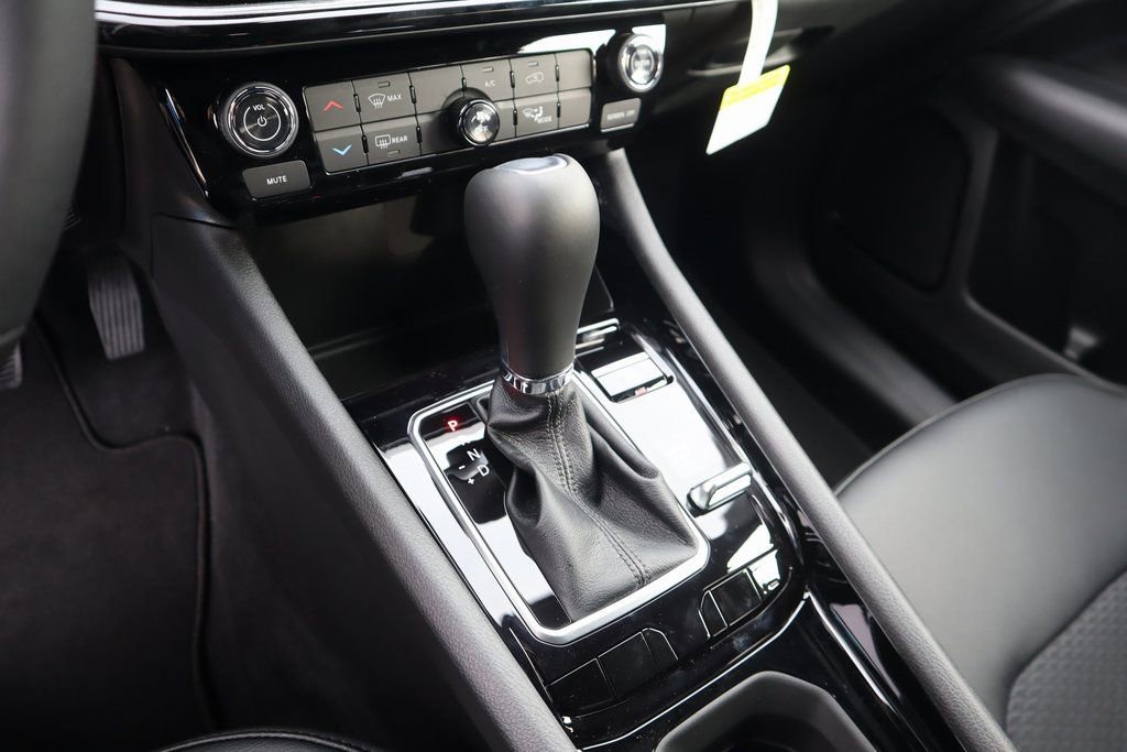 New 2026 Jeep Compass Latitude AWD/4WD image 8