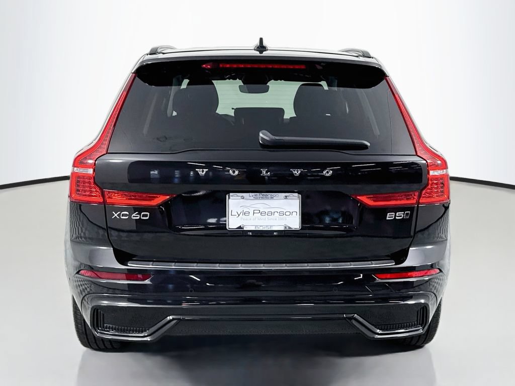 Used 2024 Volvo XC60 B5 Plus w/ Protection Package Premier AWD/4WD image 10