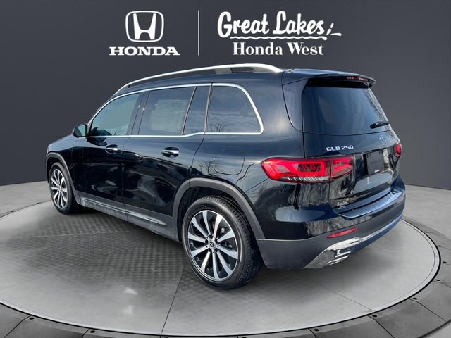 Used 2020 Mercedes-Benz GLB 250 4MATIC image 3