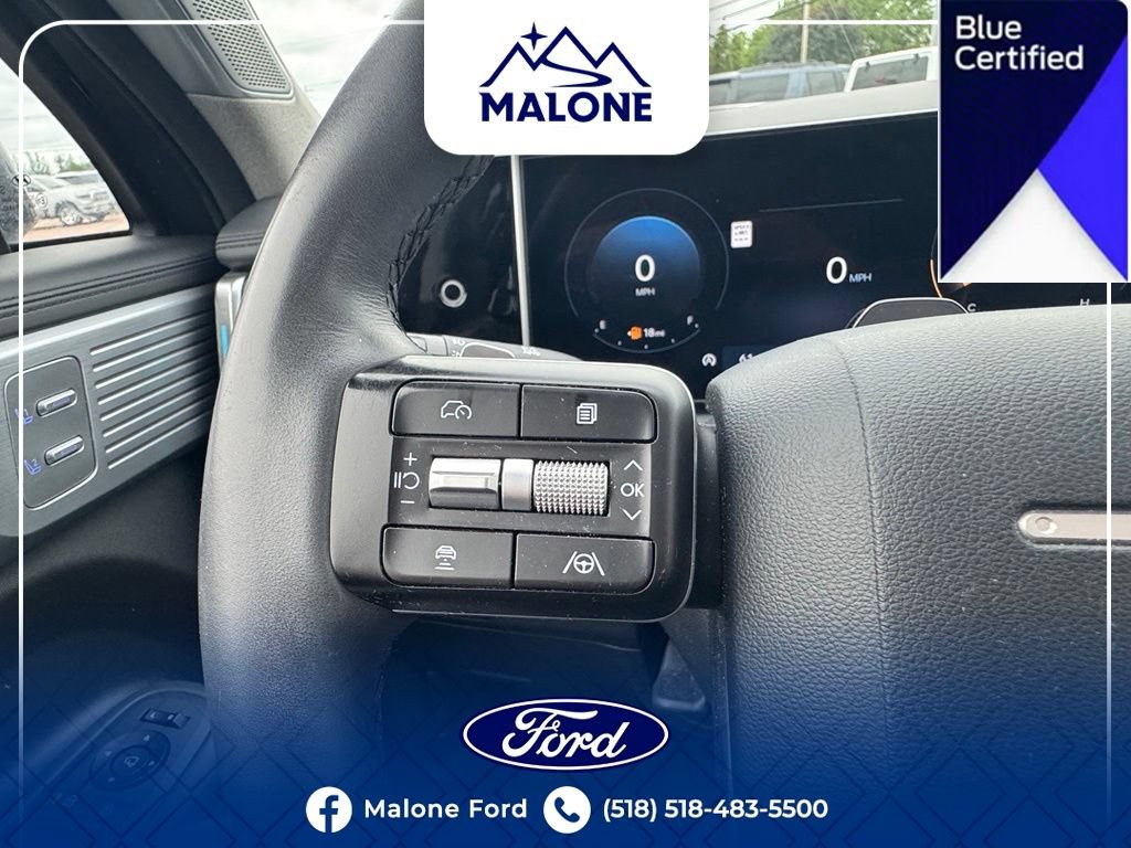 Used 2024 Hyundai Santa Fe Limited AWD/4WD image 12