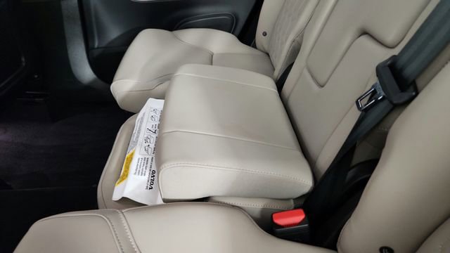 Certified 2026 Volvo XC90 B6 Plus w/ Protection Package Premier AWD/4WD image 31