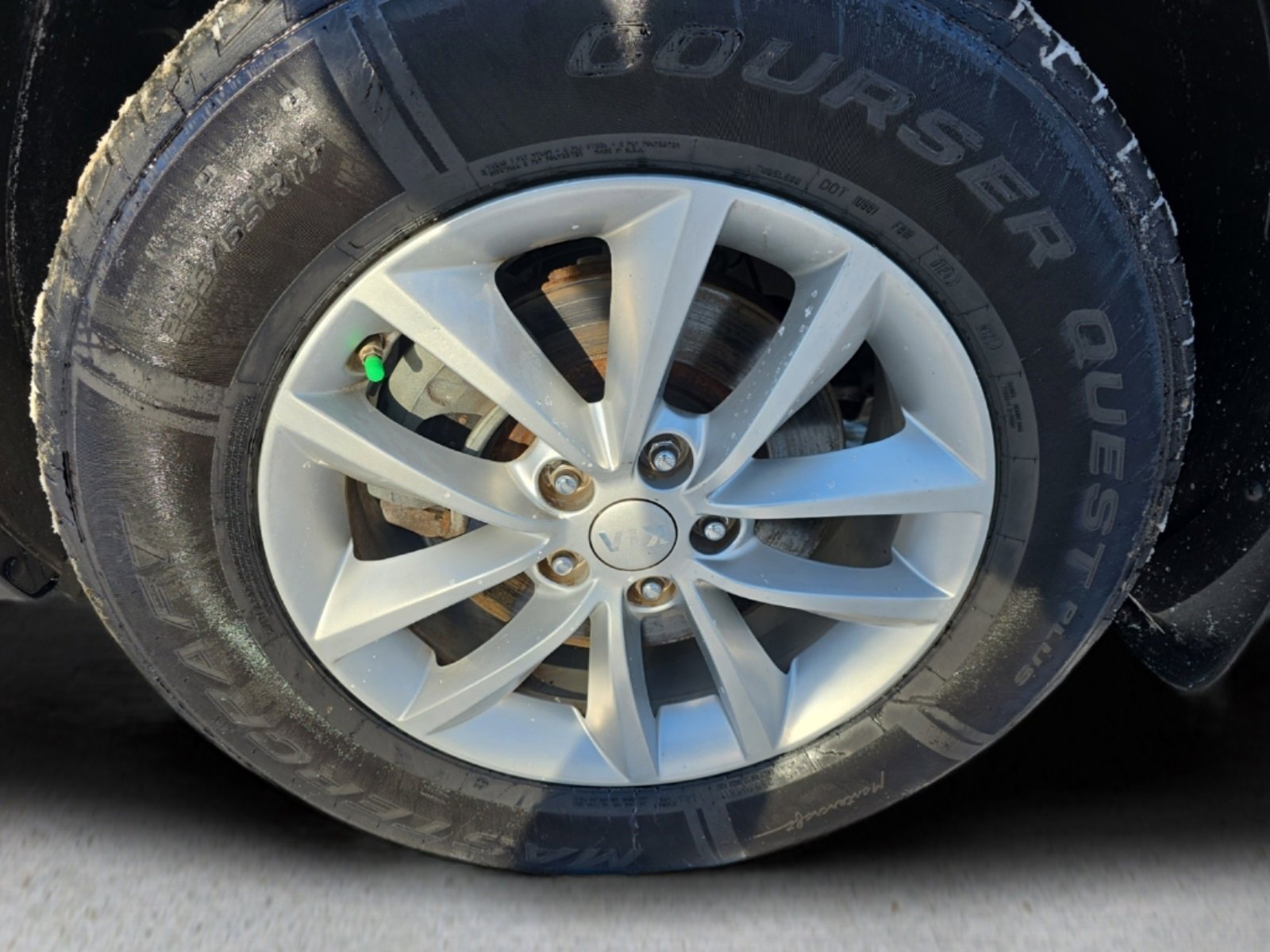 Used 2017 Kia Sorento LX w/ LX Convenience Package image 9