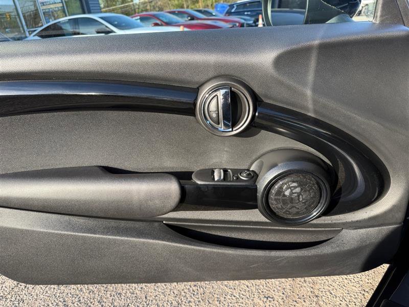 Used 2016 MINI Cooper S FWD image 29