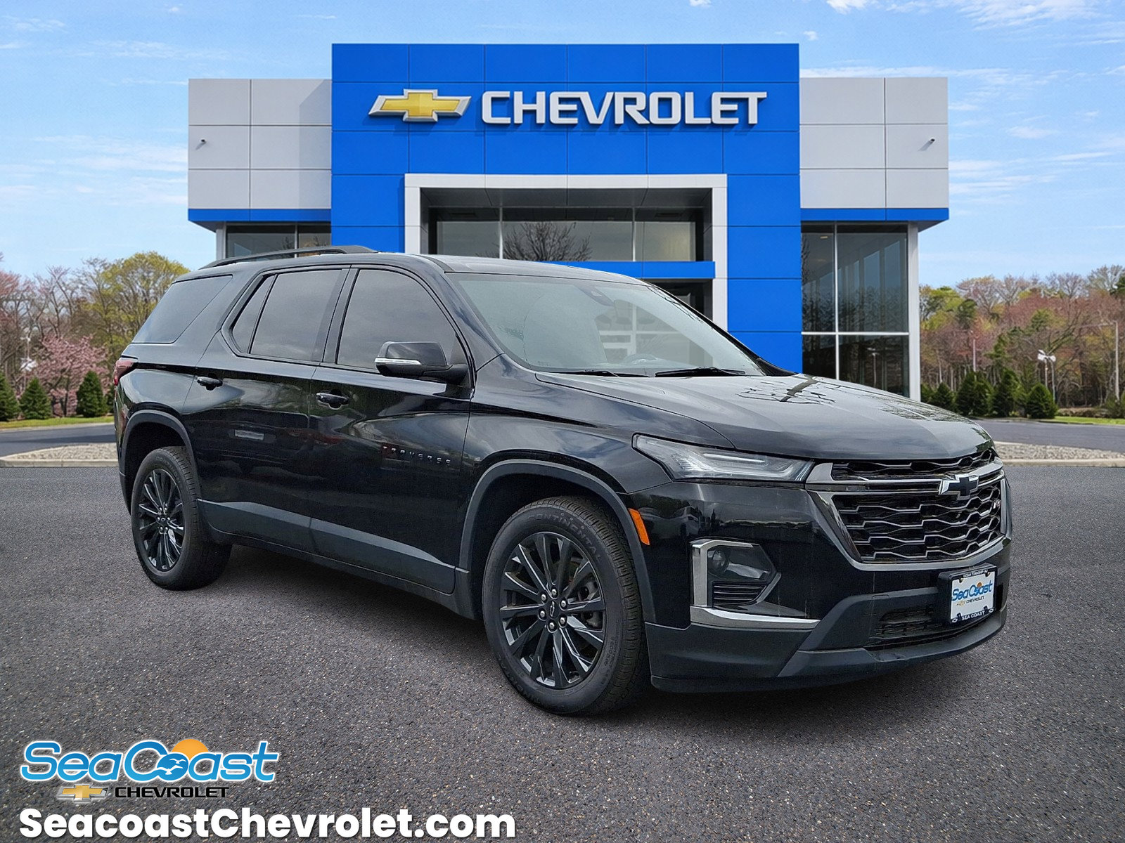 Certified 2023 Chevrolet Traverse RS w/ LPO, Floor Liner Package AWD/4WD image 1