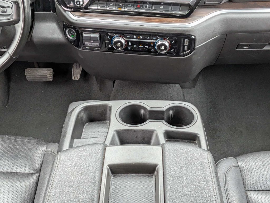 Used 2025 GMC Sierra 1500 SLT RWD image 16