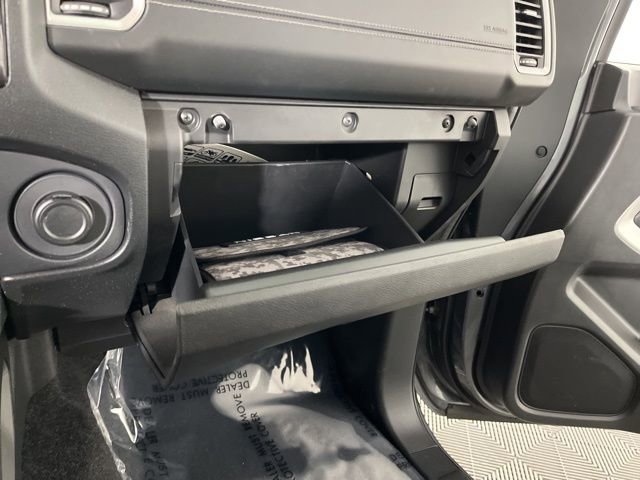 Used 2024 Nissan Frontier SV image 35