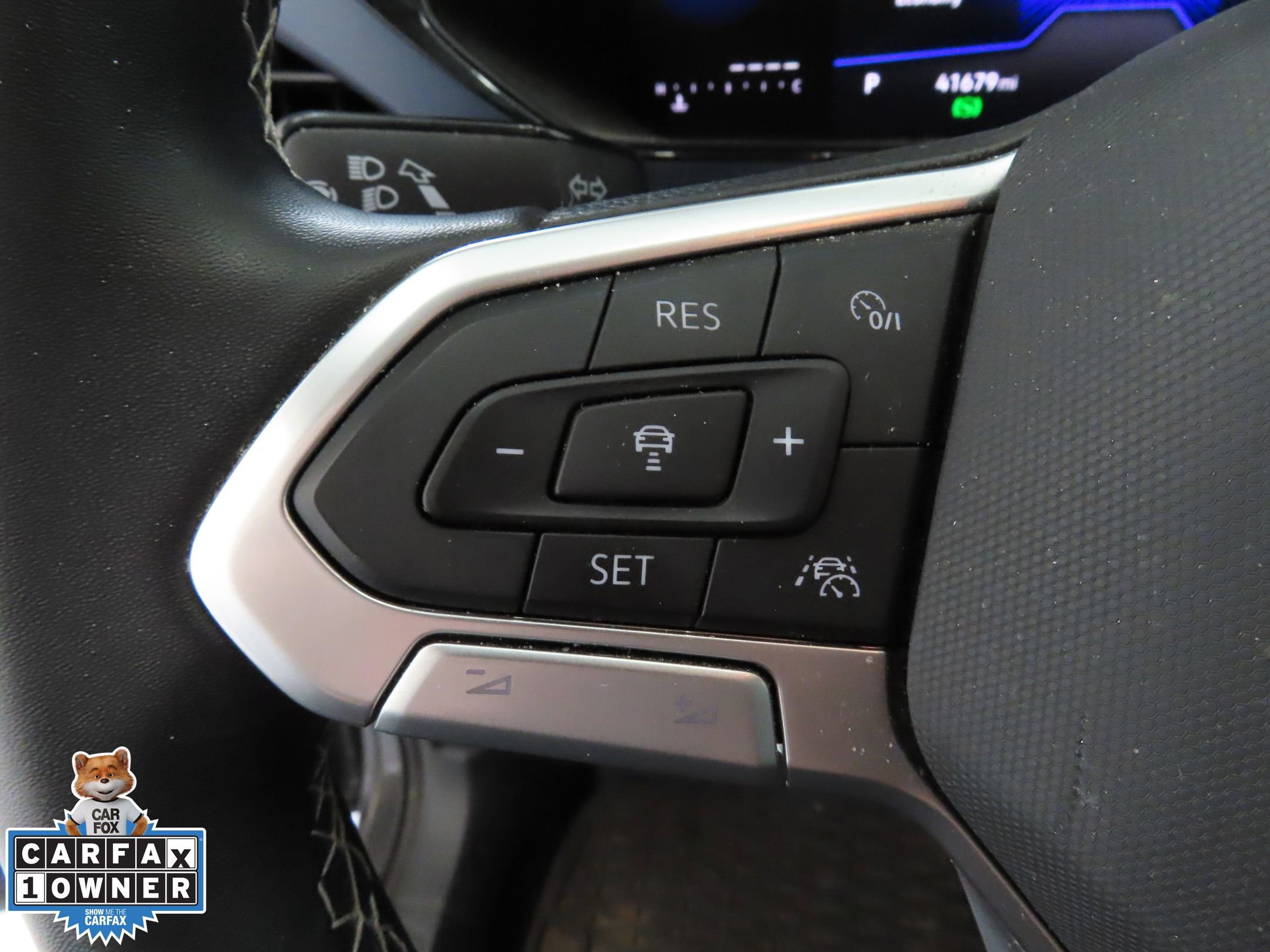 Certified 2023 Volkswagen Taos SE image 15