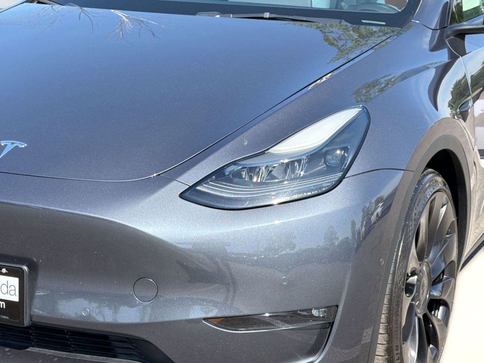 Used 2022 Tesla Model Y Performance image 11