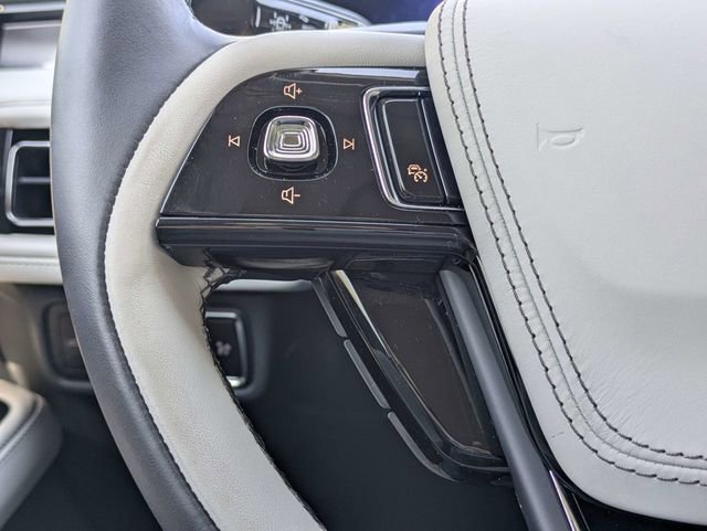 New 2026 Lincoln Aviator 2WD image 25