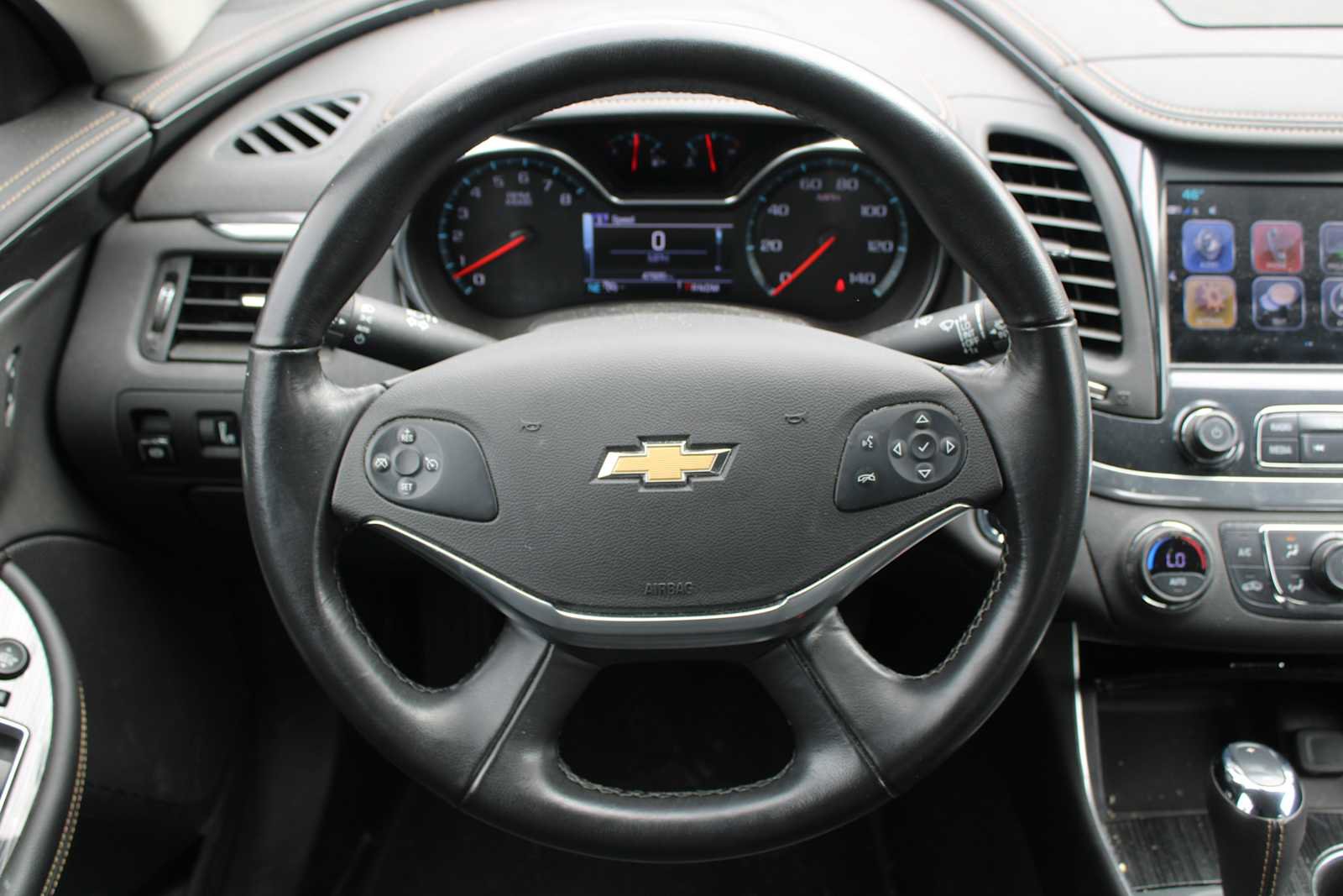 Used 2019 Chevrolet Impala LT FWD image 9